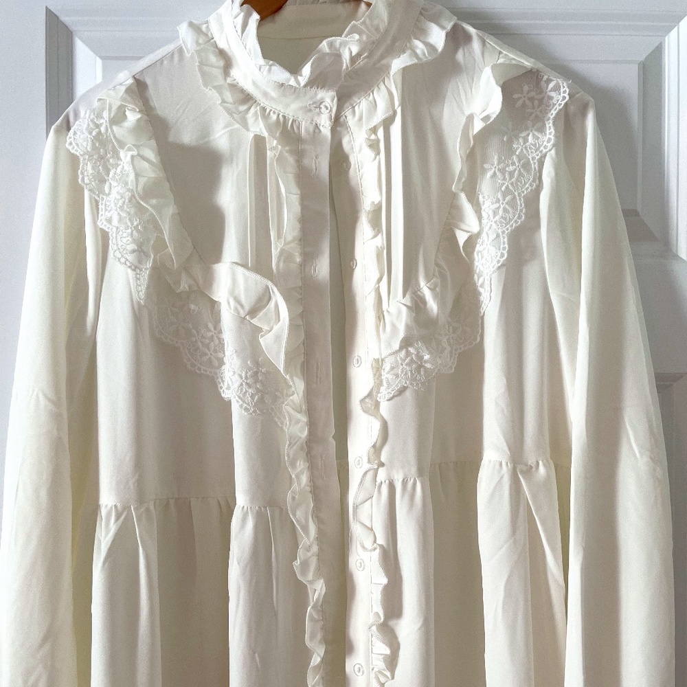 Romantic silky long robe/duster  with ruffles and lace